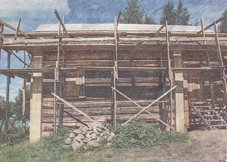 Фотография из газеты реставрации дома лоцмана