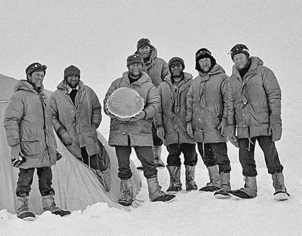 Члены экспедиции 1940-1941 года на острове Фаддея
