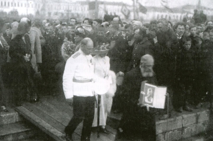 Проводы экспедиции Георгия Седова на Северный полюс, 1912 год.