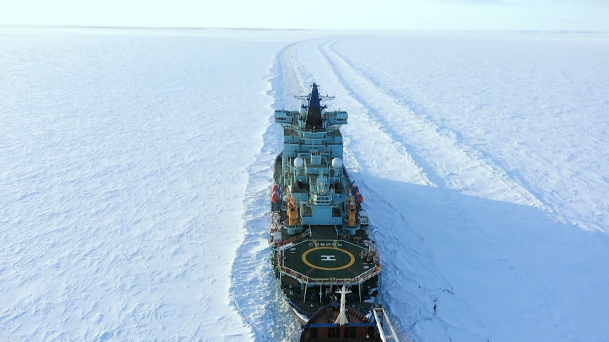 Россия увеличит арктический ледокольный и грузовой флот
