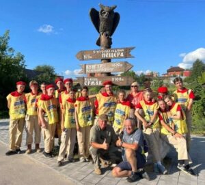 Московские школьники посетили все достопримечательности Кунгурского округа, в том числе и Ледяную пещеру