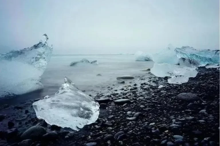 Лёд у побережья